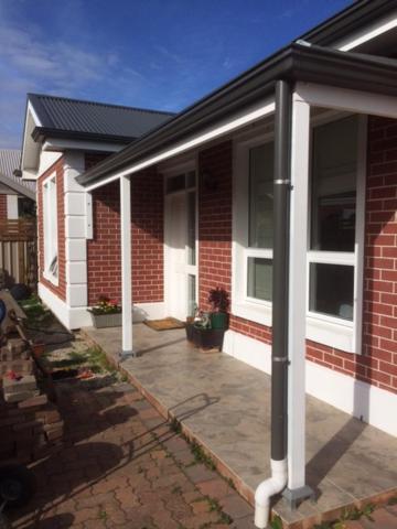 Not Quite The Ritz Bed & Breakfast Adelaide Exterior foto